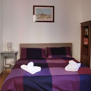 Elegant Trilussa Apartamento